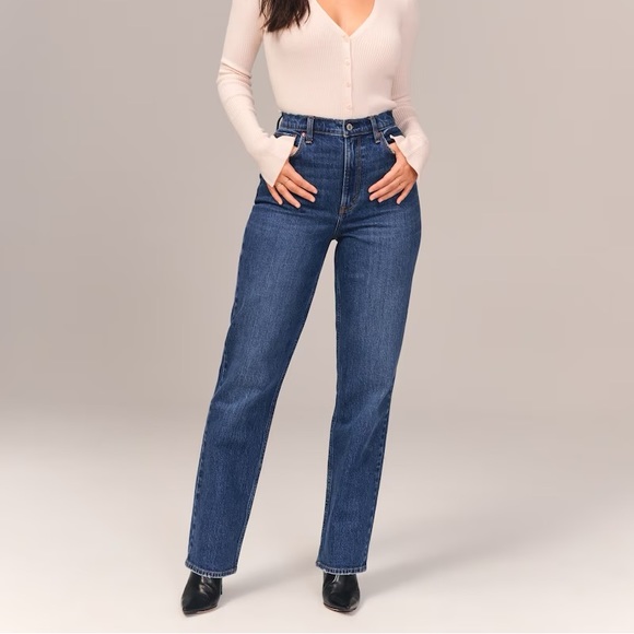 Abercrombie & Fitch Denim - Abercrombie & Fitch The 90s Straight Curve Love Blue Straight Leg Jeans